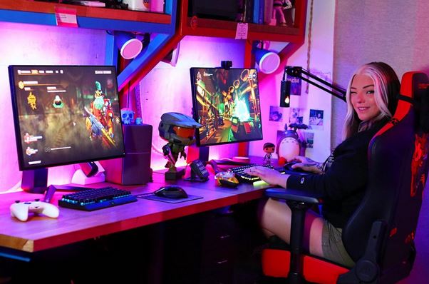 From gaming being a lens of self discovery to a full-time profession, get to know Stephanie Peloza
